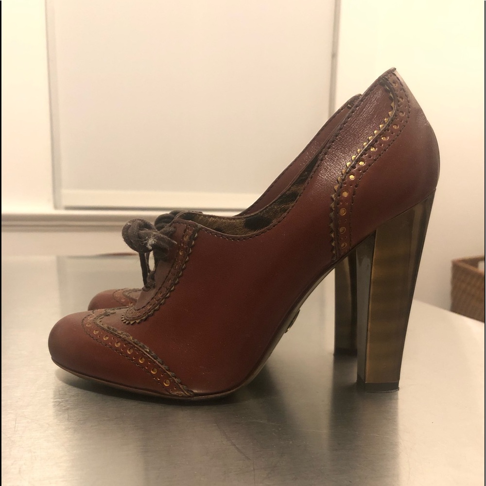 Dolce & Gabbana Oxford Heels 6